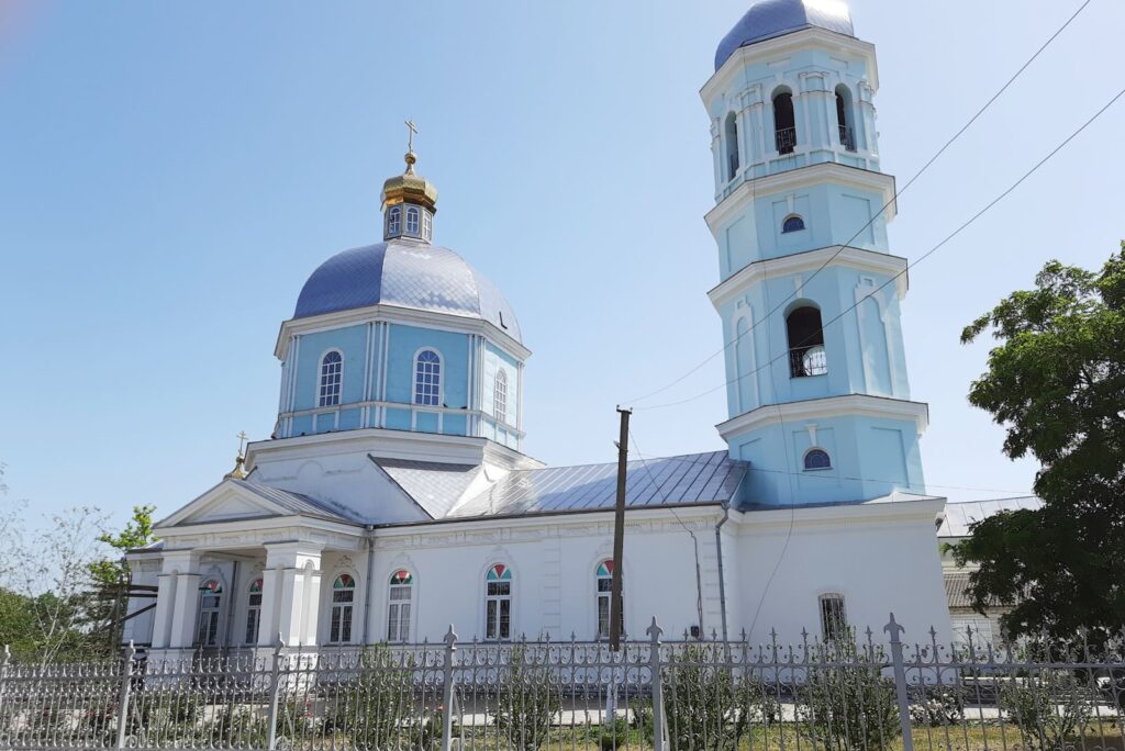 Приморское, Храм Казанской Божией Матери